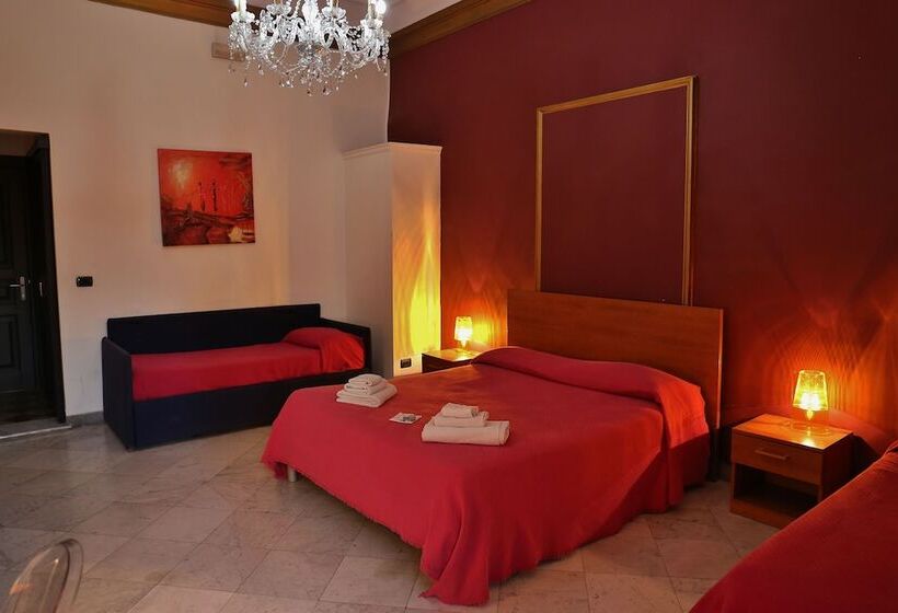 اتاق استاندارد چهار تخته, B&b Opera