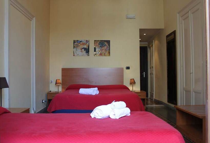 اتاق استاندارد سه نفره, B&b Opera