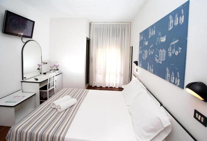 Standard Room, Adelphi