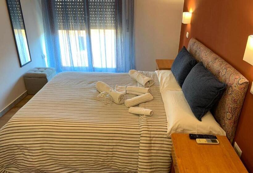 اتاق خانوادگی, Sant Oronzo B&b