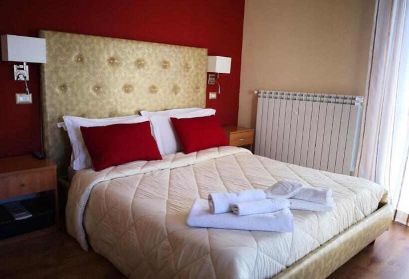 اتاق سوپریور با چشم‌انداز, Sant Oronzo B&b