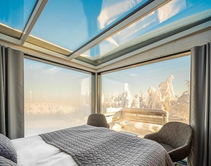 Family Suite, Ukkohalla Sky Cabin Glass Suite