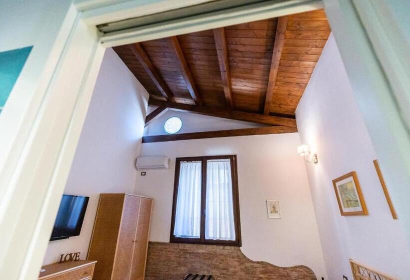 Quarto Estandar, Cantine Cipri Resort