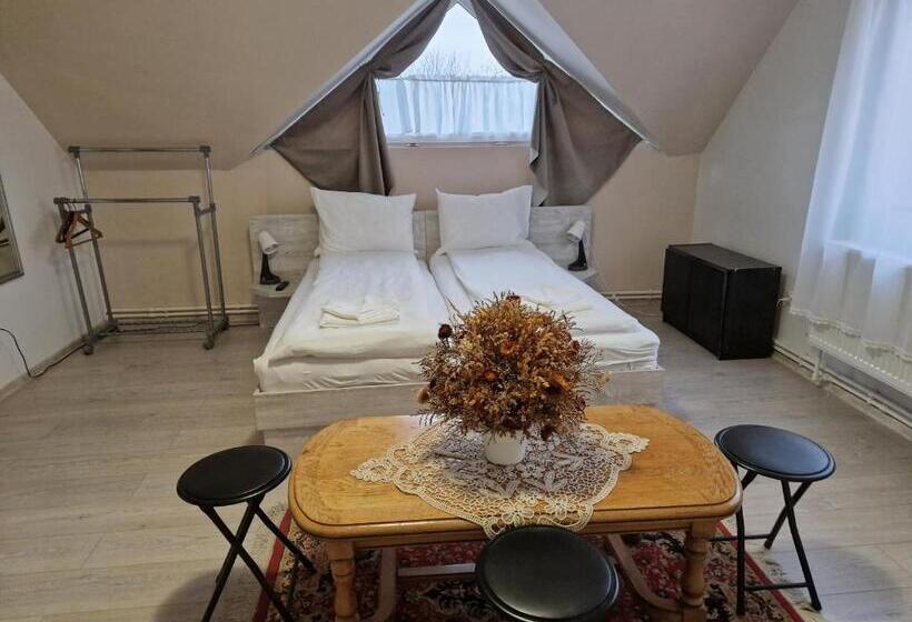 اتاق استاندارد سه نفره, Sepsi Relax