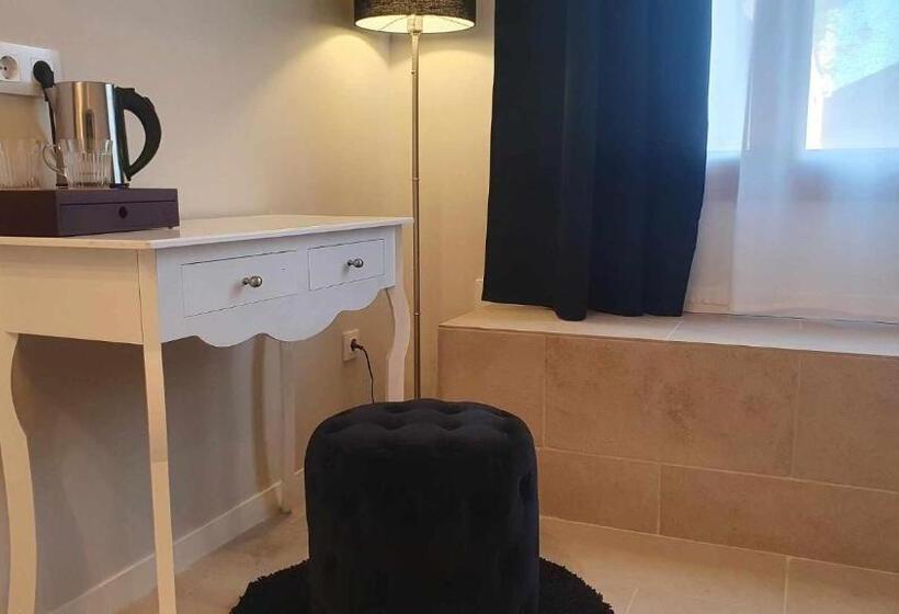 اتاق لوکس, El Silencio Boutique Room