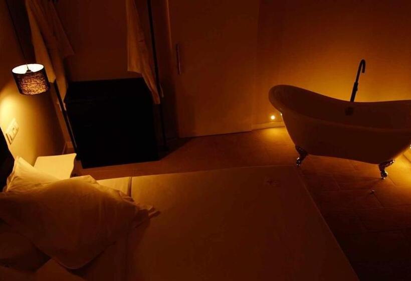 اتاق لوکس, El Silencio Boutique Room