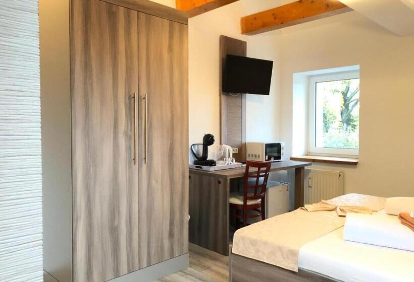 Трехместный Номер Комфорт, Pension Goldenes Vogtland