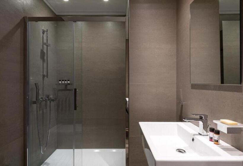 Трехместный Номер Deluxe, Aegli Hotel Volos