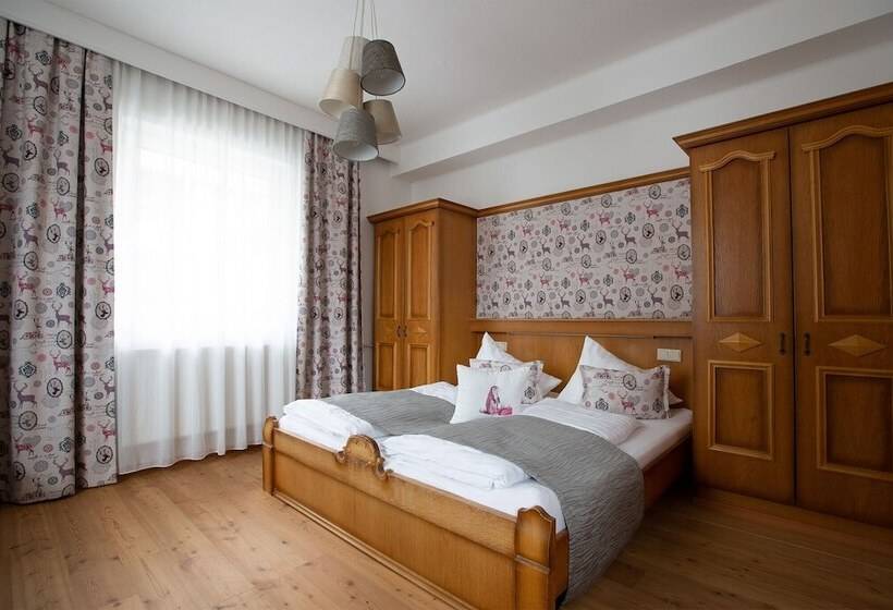 Номер Классика Двуспальная Кровать, Genuss Boutique B&b Wienerhof