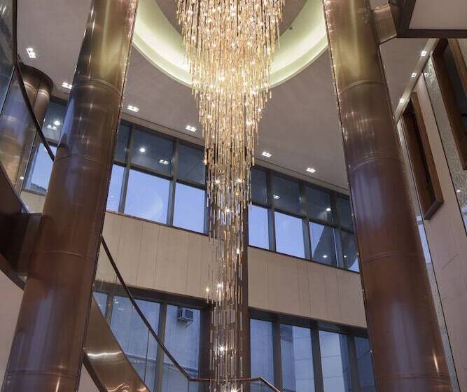 Люкс, Hilton Bursa Convention Center & Spa