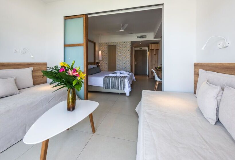 Семейный Номер Superior Вид на Море, Kiani Beach Resort Family All Inclusive