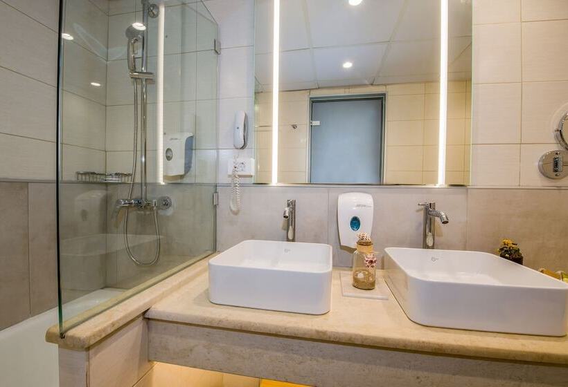 Quarto Familiar Vista Montanha, Kiani Beach Resort Family All Inclusive
