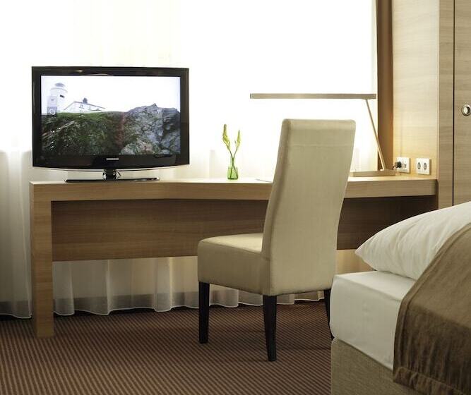 小型套房, H4 Hotel Berlin Alexanderplatz