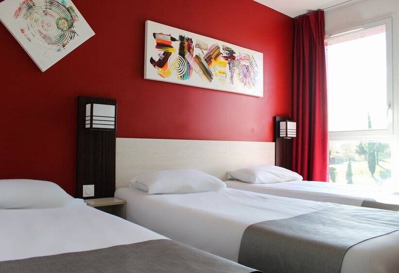 Номер Стандарт Трехместный, Hôtel Pont Rouge , Carcassonne