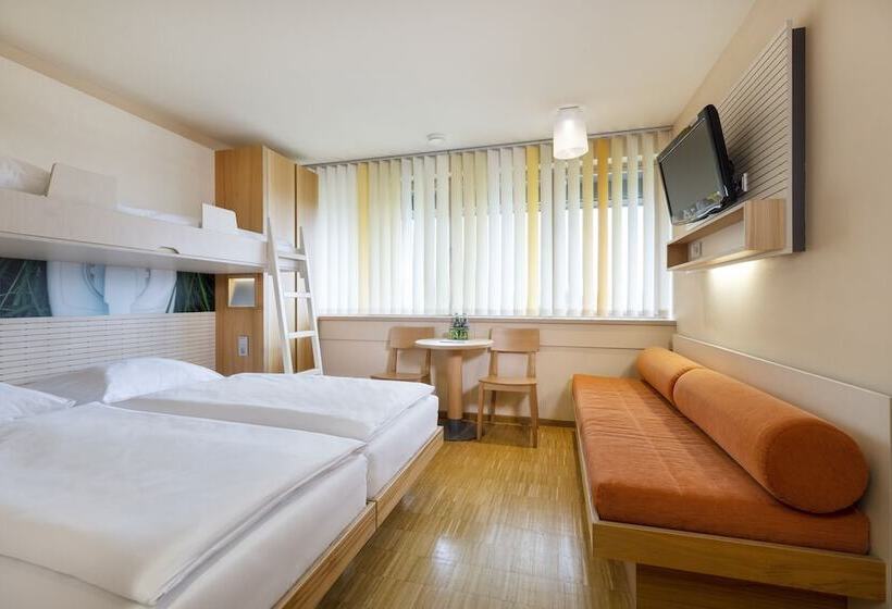 Четырехместный Номер Стандарт, Jufa Hotel Bleiburg