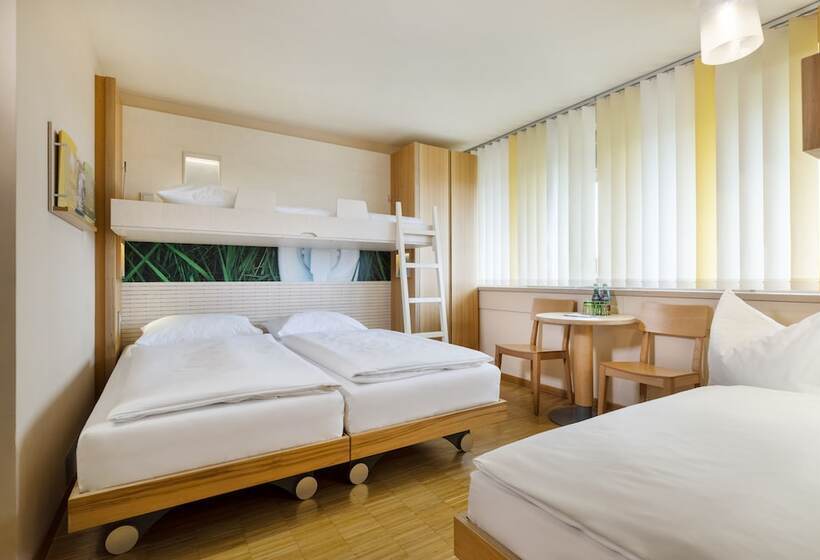 Номер Стандарт Трехместный, Jufa Hotel Bleiburg