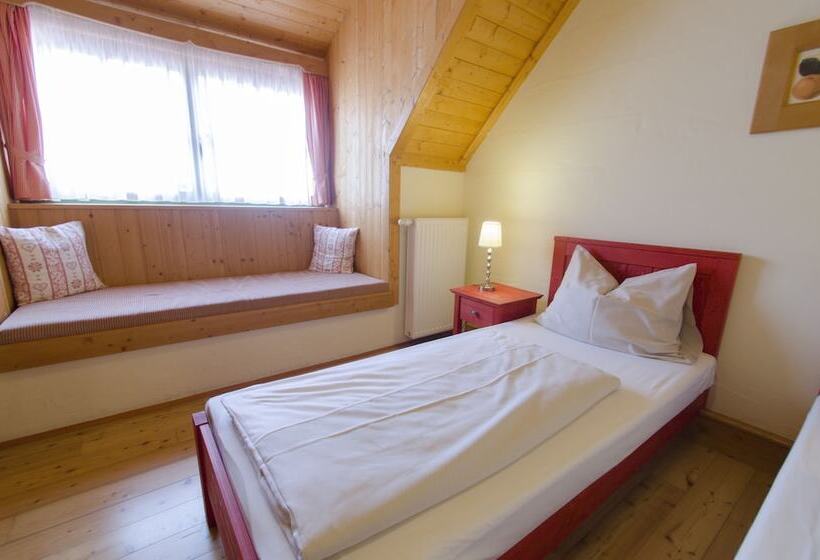 Номер Стандарт, Jufa Hotel Tieschen