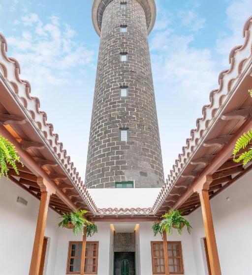 이그제큐티브 스위트, Lighthouse On La Palma Island