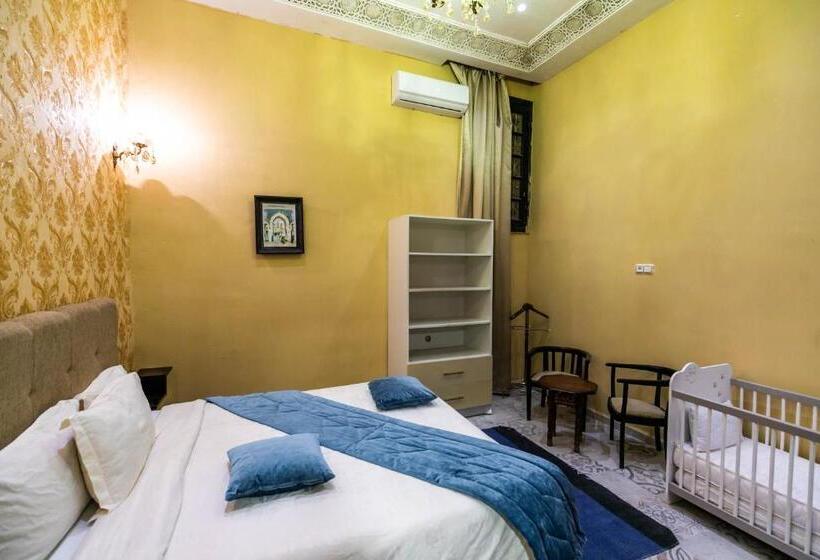 اتاق راحتی سه تخته, Palais Shazam & Spa