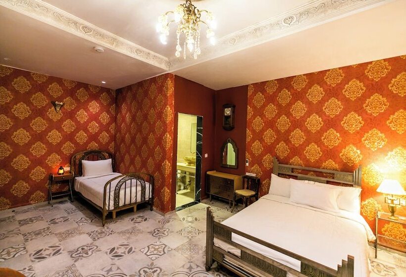 اتاق راحتی سه تخته, Palais Shazam & Spa