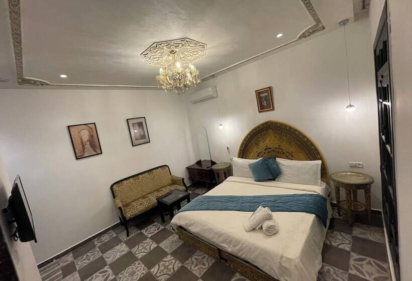 اتاق استاندارد با چشم‌انداز کوهستان, Palais Shazam & Spa