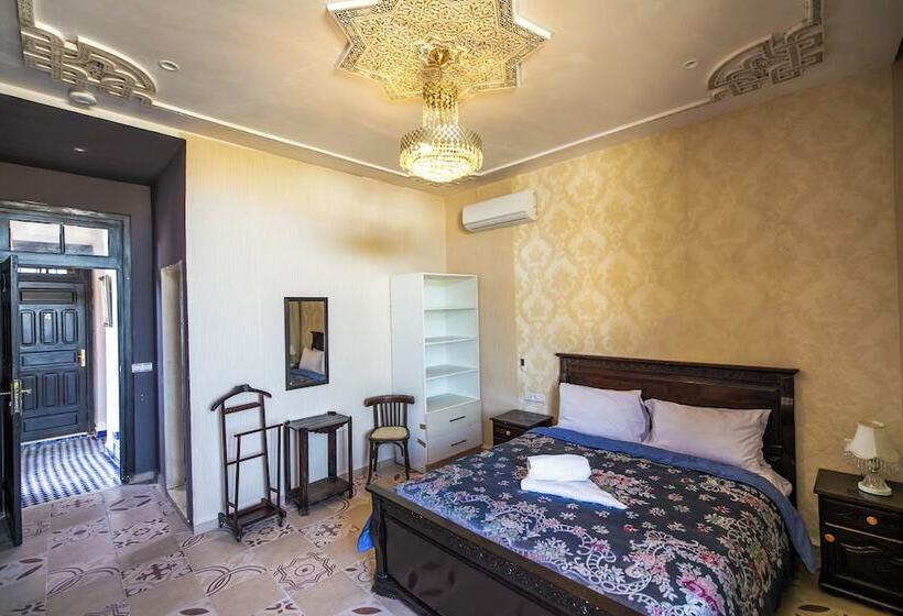 اتاق استاندارد با چشم‌انداز کوهستان, Palais Shazam & Spa