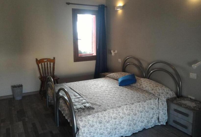 Quarto Deluxe, Corona Bed & Breakfast