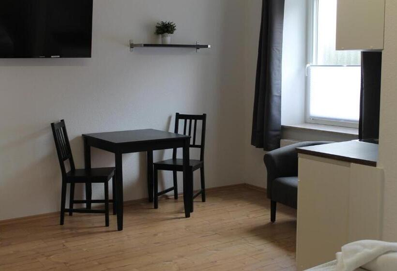 Номер Стандарт, Boardinghouse Georgsheil