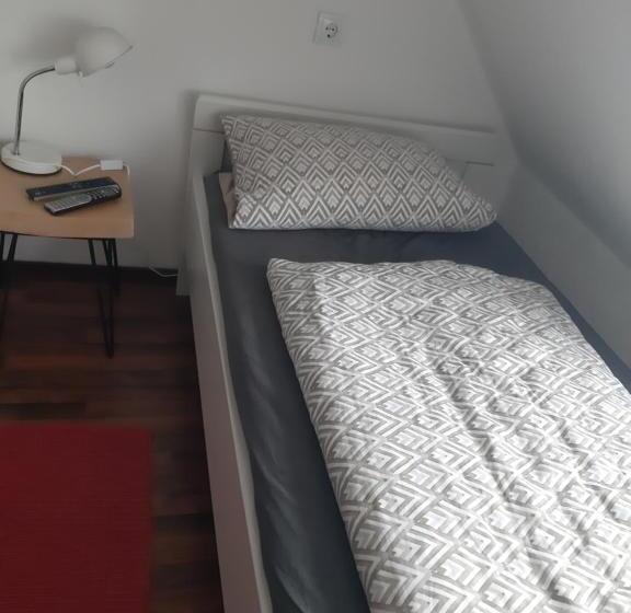 Номер Стандарт Индивидуальный Совместная Ванная, Bassener Monteurwohnung