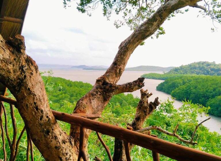 Номер Стандарт Вид на Море с Балконом, Sanctuaria Treehouses Busuanga
