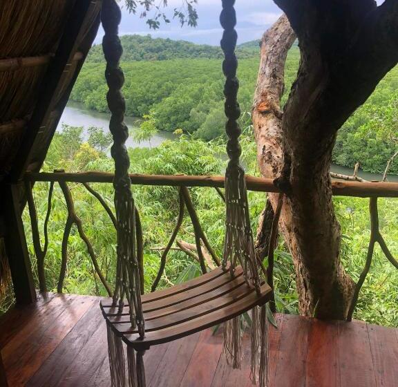 Номер Стандарт Вид на Море с Балконом, Sanctuaria Treehouses Busuanga
