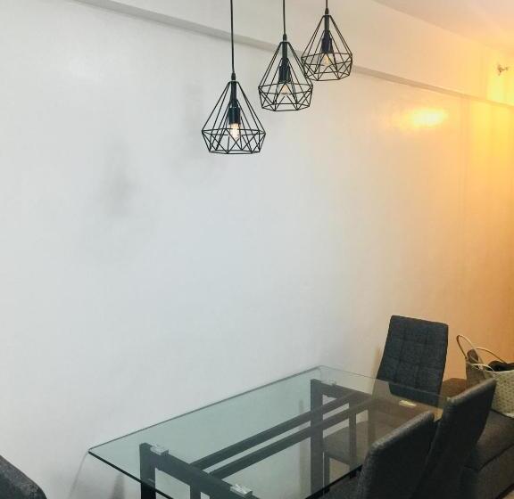 Студия Стандарт, Northpoint Condo Free Airport Pick Up For 3 Nights Stay Or More