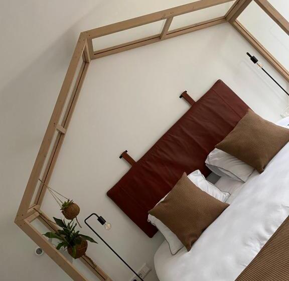 Номер Стандарт, B&b Bij Tante Teun