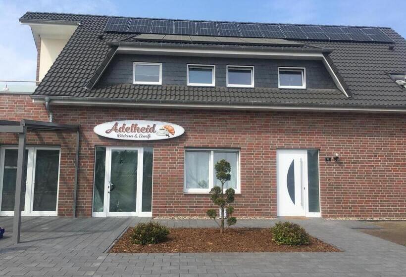 Номер Стандарт, Gäste Und Messezimmer Adelheidsdorf