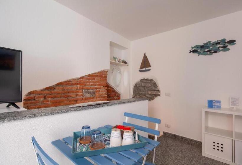 Номер Стандарт, Ludovica Flat