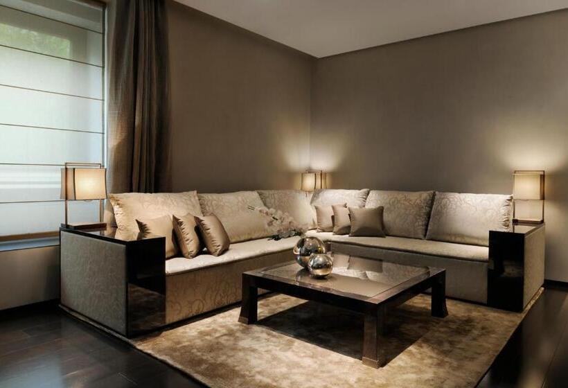 سوییت اجرایی, Armani Hotel Milano
