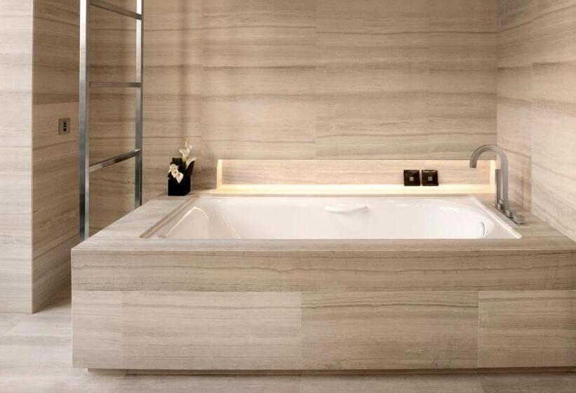 سوییت, Armani Hotel Milano