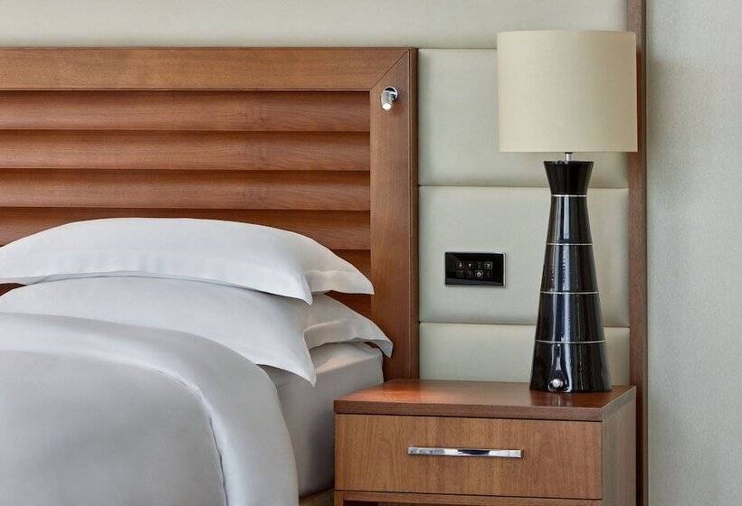 سوییت جونیور, Jw Marriott Hotel Frankfurt