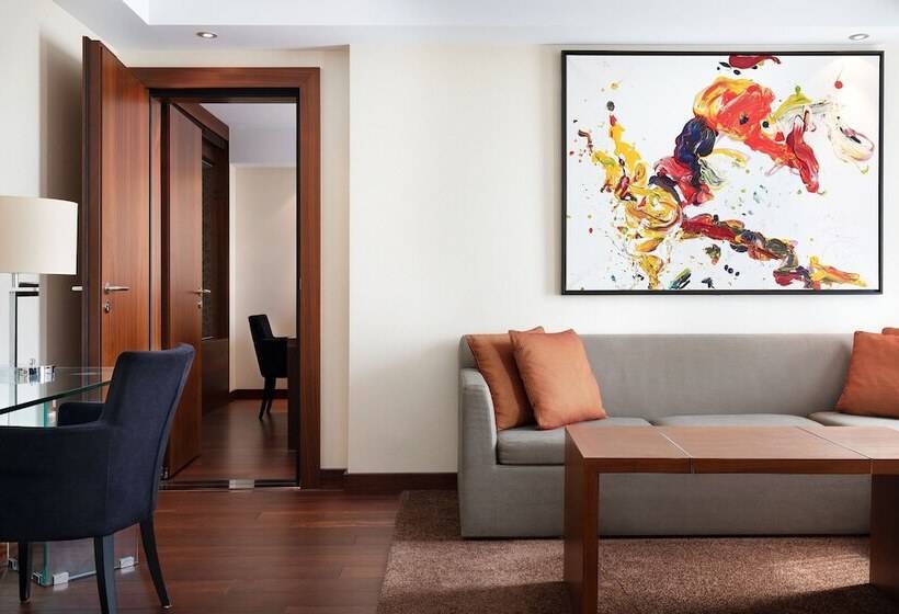 سوئیت با چشم‌انداز, Jw Marriott Hotel Frankfurt