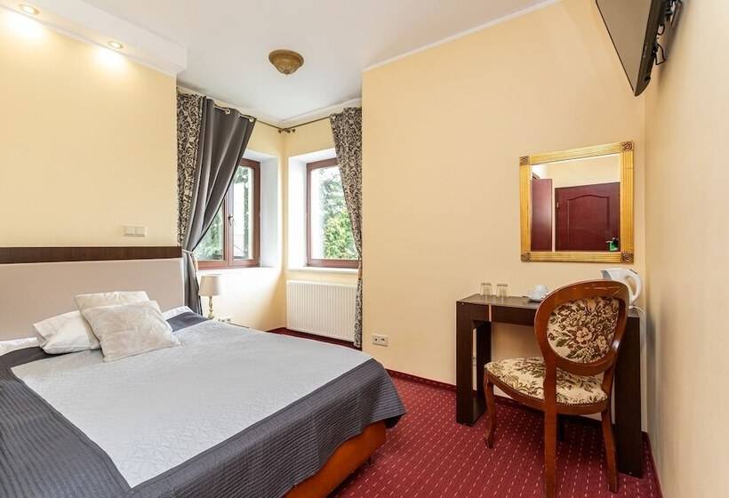 Номер Стандарт, Royal Residence