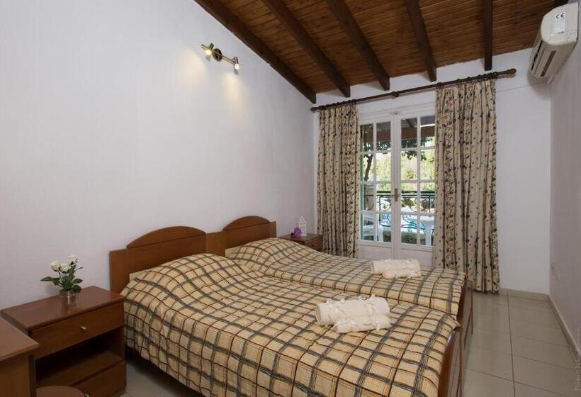 Семейный Номер, Philippos Apartments