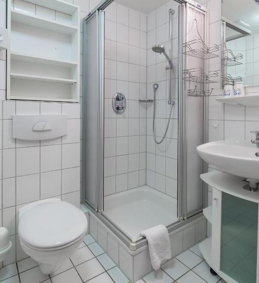 Апартаменты 1 Спальня с Балконом, Appartement Haus Bracht  Direkt Am Kurplatz
