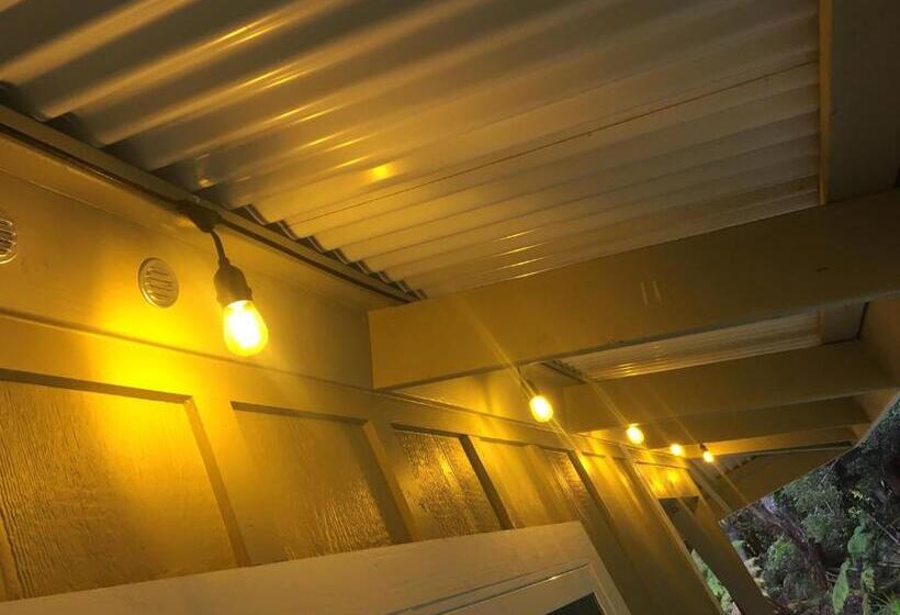 חדר סטנדרט עם מיטת קינג, Kilauea House