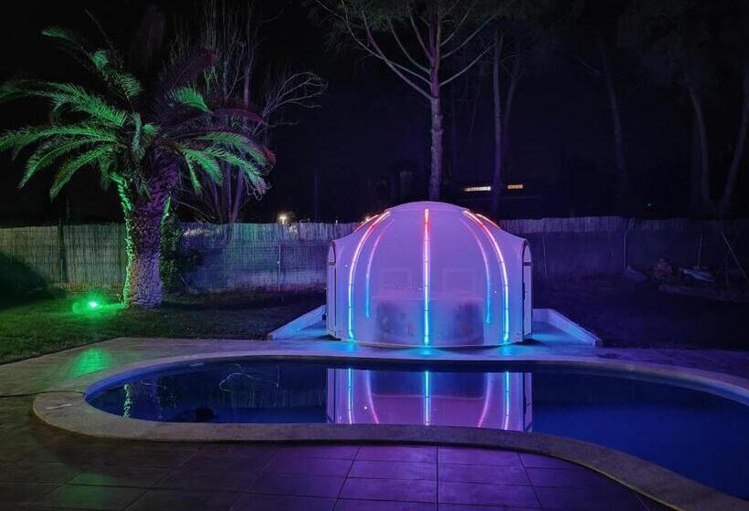 اتاق خانوادگی, Casa De Sol, Piscina Y Jacuzzi Con 4 Hab En Comunidad De Madrid