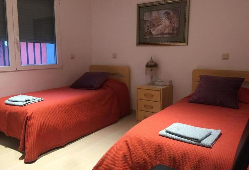 اتاق استاندارد با سرویس بهداشتی مشترک, Casa De Sol, Piscina Y Jacuzzi Con 4 Hab En Comunidad De Madrid
