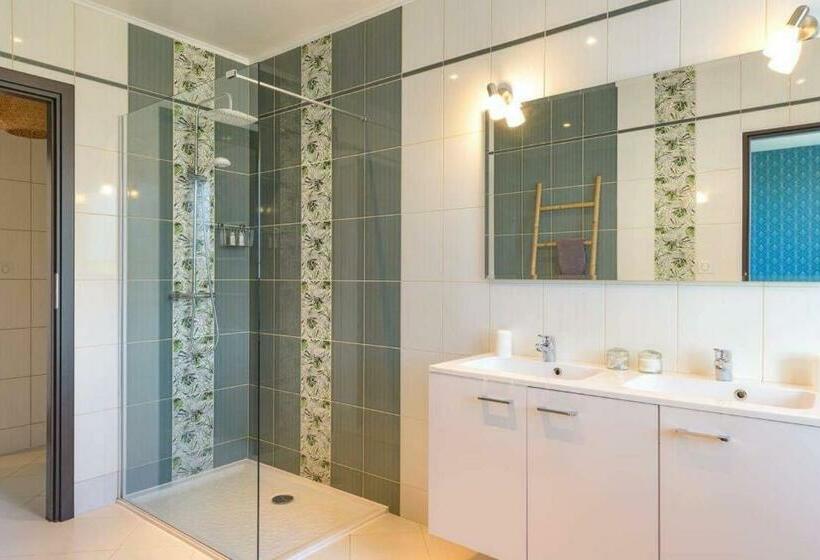 Стандартный Номер Кровать Кинг, Chambres D Hôtes La Mascrabiere Bed & Spa