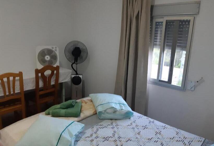 Семейный Номер, Nice Room With Swimming Pool