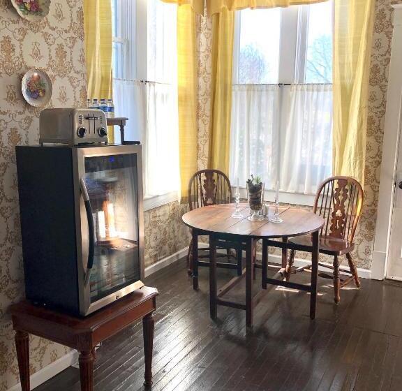 Quarto Superior Cama King, Belmont Inn