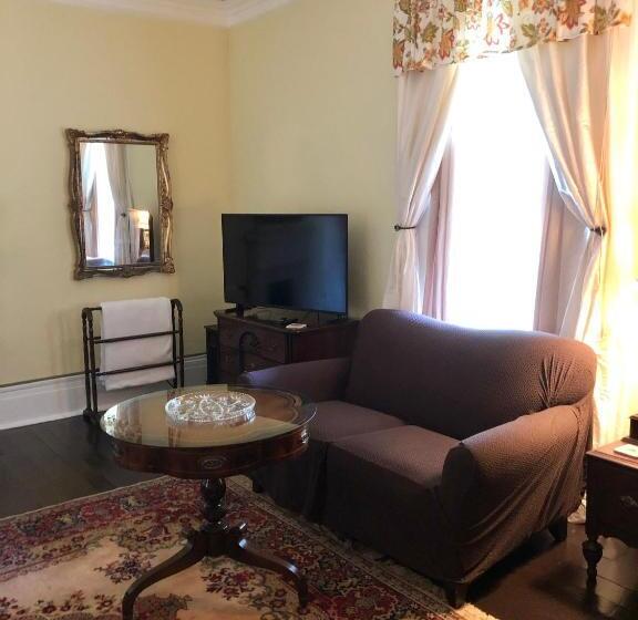 Quarto Familiar Vista Jardim, Belmont Inn