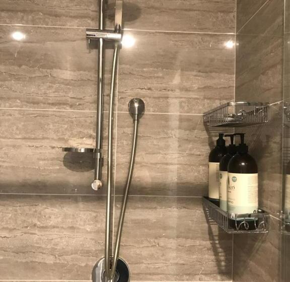 Quarto Deluxe, Randwick City Lodge 2